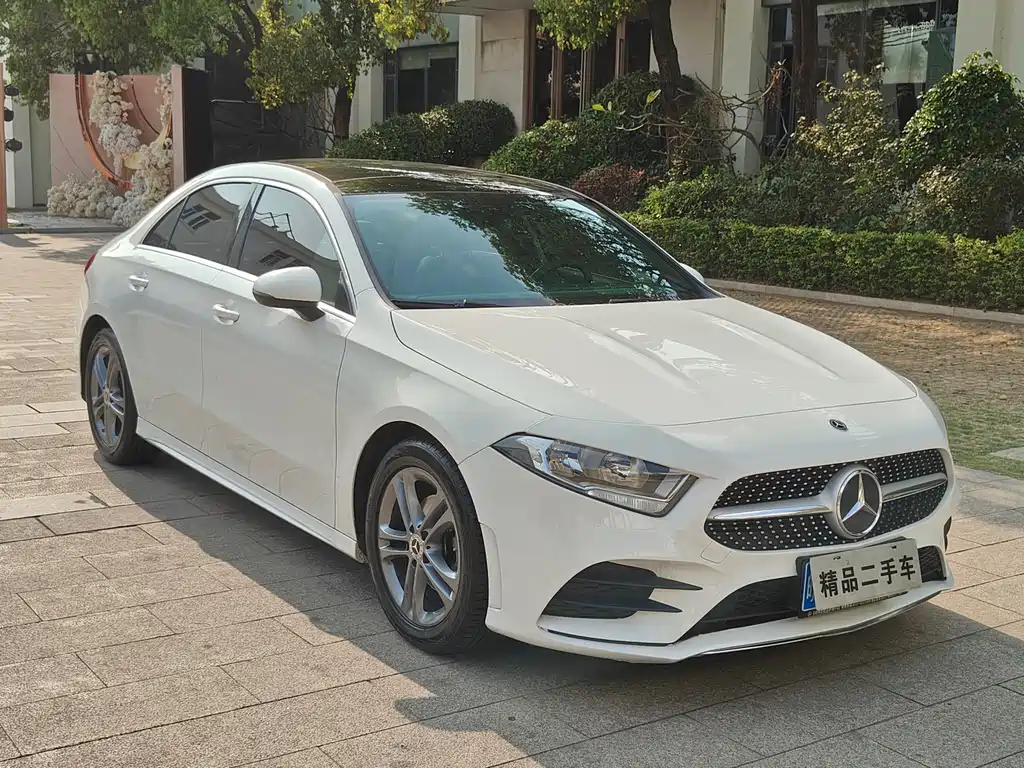 Mercedes-Benz A-Class 2022 — фото 3