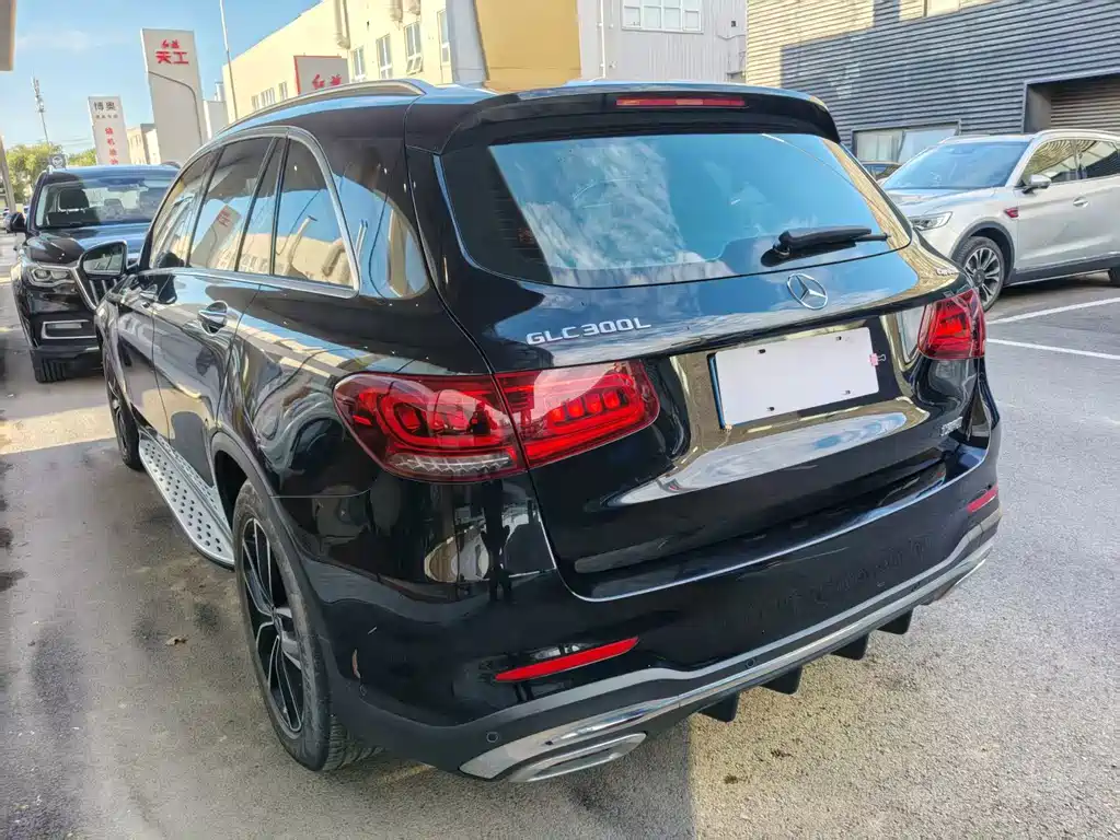 Mercedes-Benz GLC 2020 — фото 12