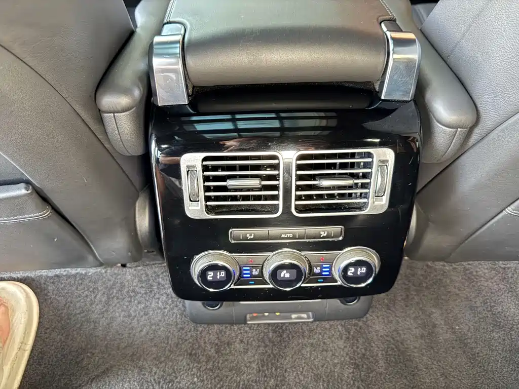 Land Rover Range Rover 2015 — фото 13