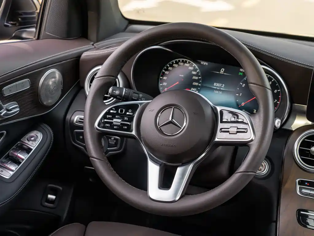 Mercedes-Benz GLC 2022 — фото 14