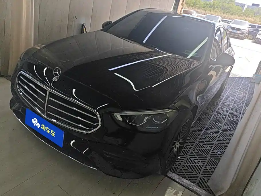 Mercedes-Benz C-Class 2024