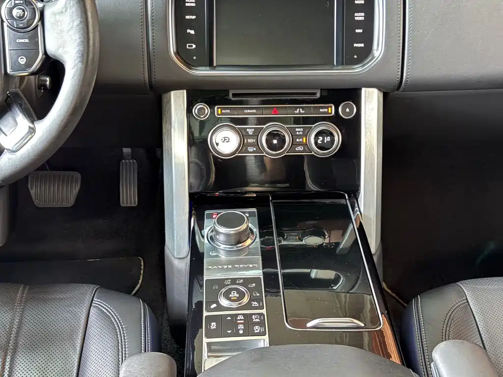 Land Rover Range Rover 2015 — фото 12