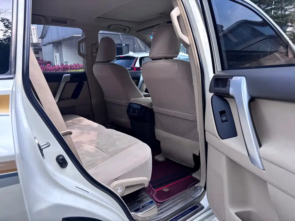 Toyota Prado 2018 — фото 15