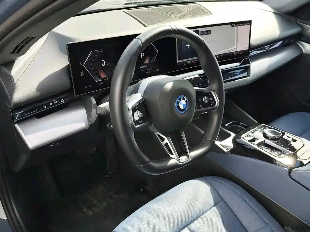 BMW i5 2024 — фото 7