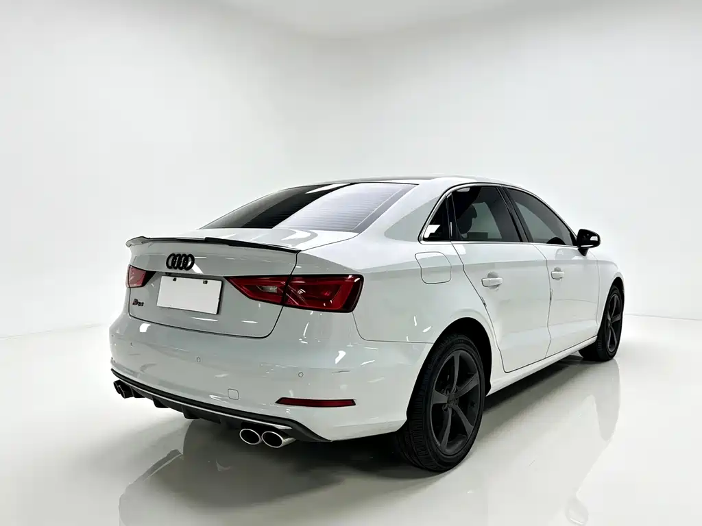 Audi A3 2015 — фото 14