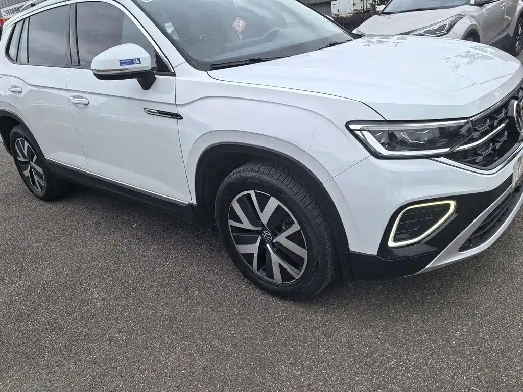 Volkswagen Tayron 2023