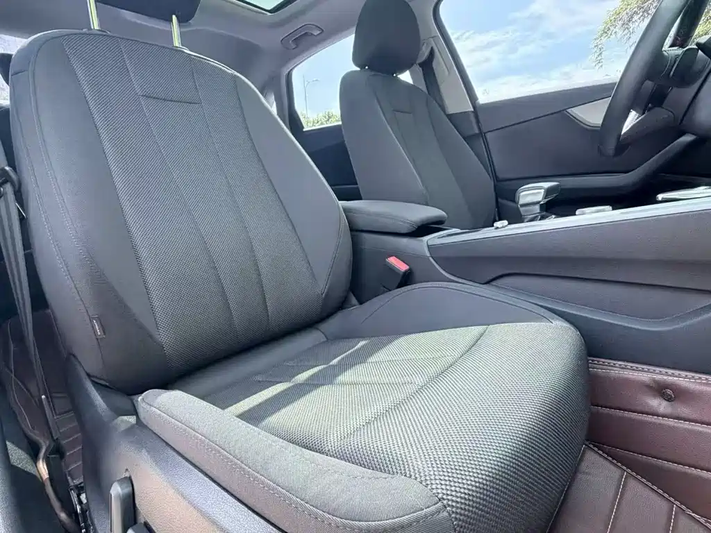Audi A4L 2020