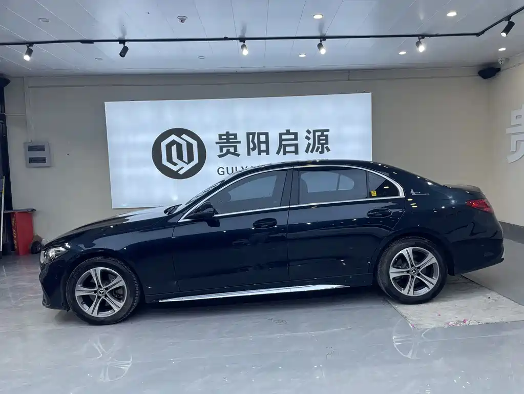 Mercedes-Benz C-Class 2021