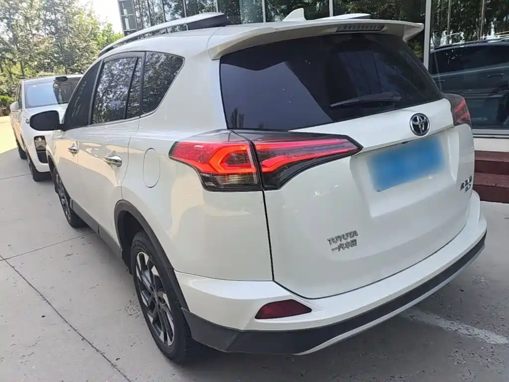 Toyota RAV4 2018