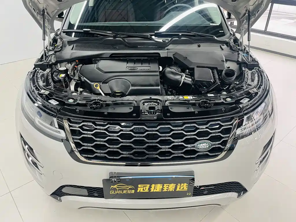 Land Rover Evoque 2023 — фото 2