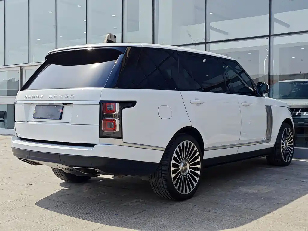 Land Rover Range Rover 2020 — фото 4