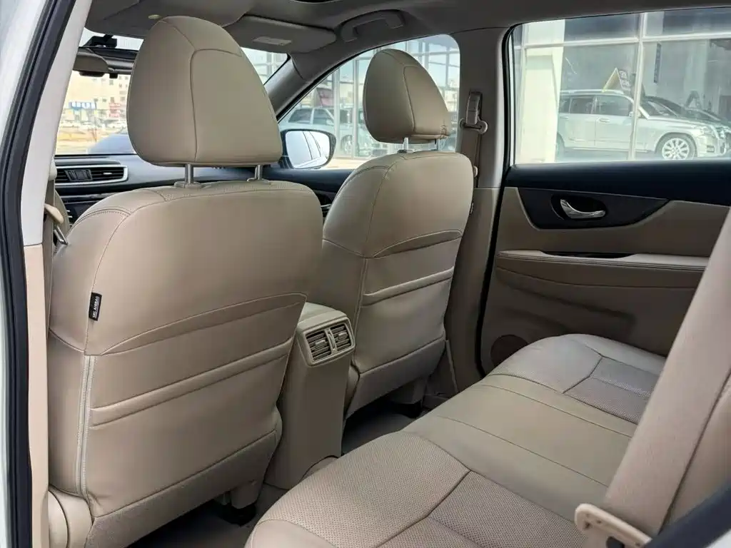 Nissan X-Trail 2016