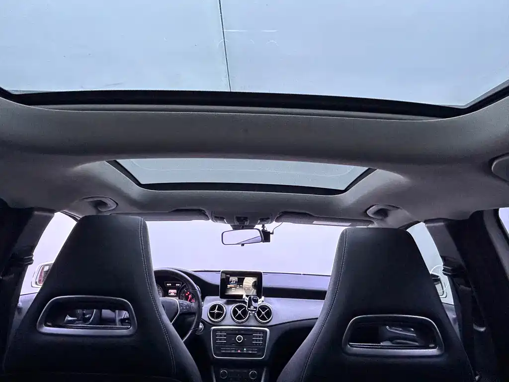 Mercedes-Benz GLA 2016 — фото 10