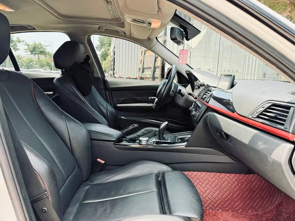 BMW 3 Series 2013 — фото 27