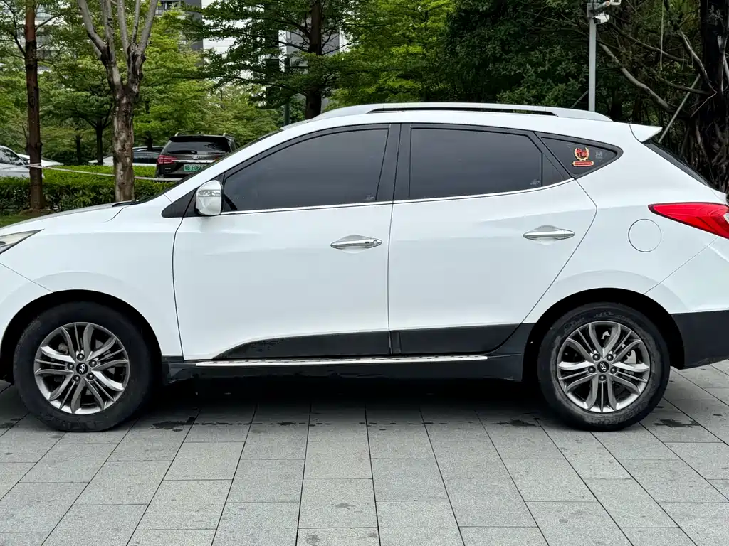 Hyundai ix35 2015 — фото 25