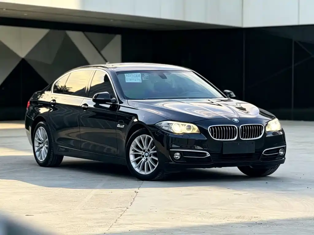 BMW 5 Series 2016