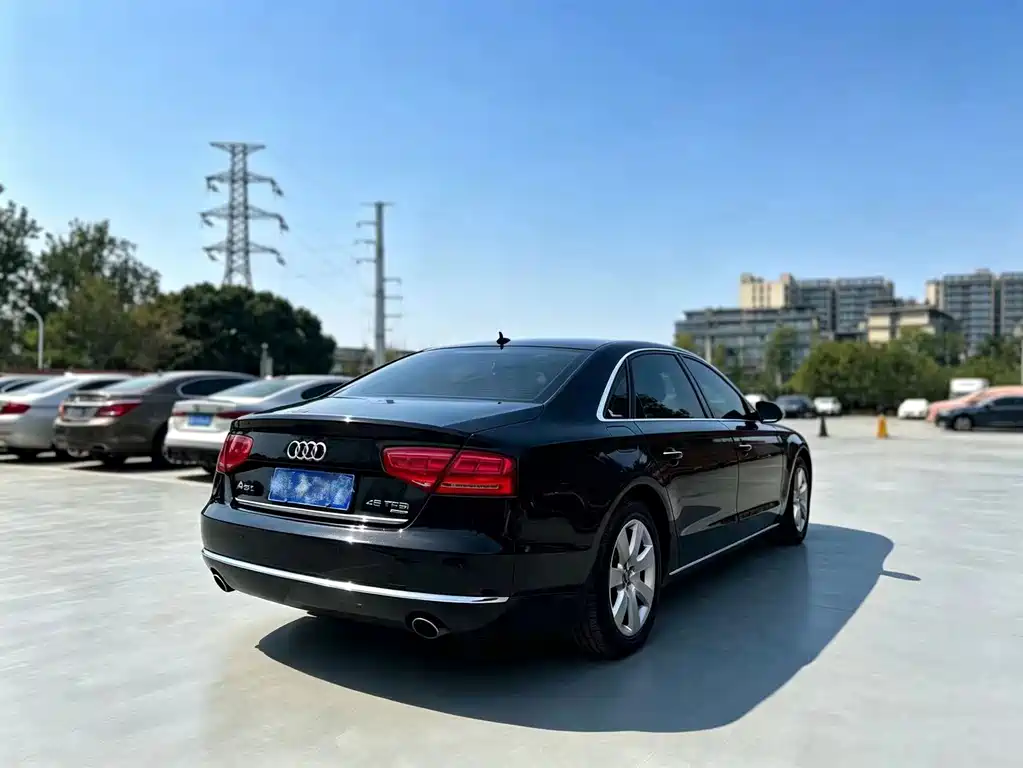 Audi A8 2013