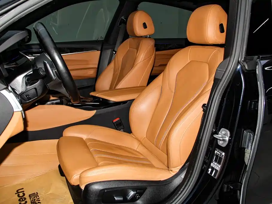 BMW 6 Series GT 2022 — фото 10