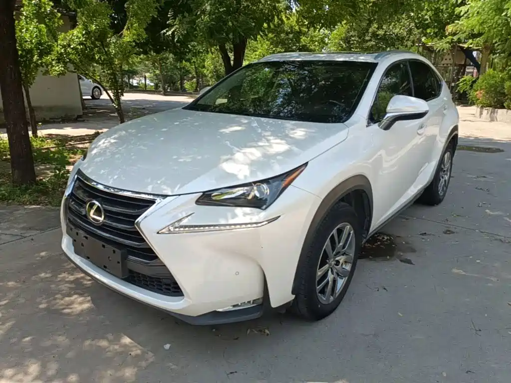 Lexus NX 2015