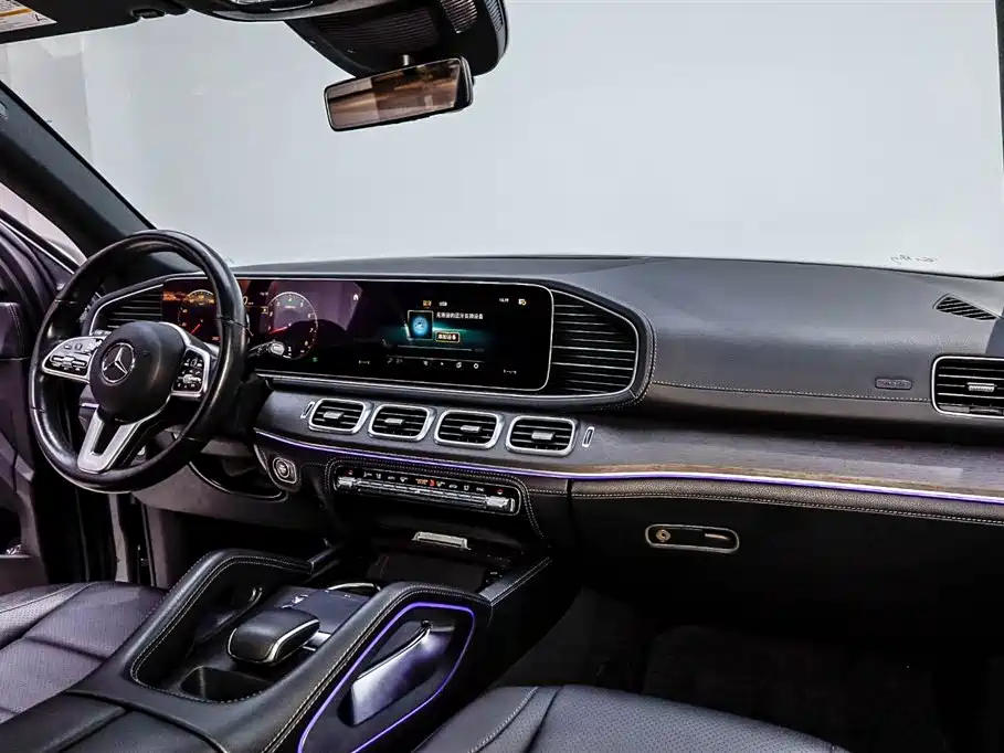 Mercedes-Benz GLE 2019 — фото 12