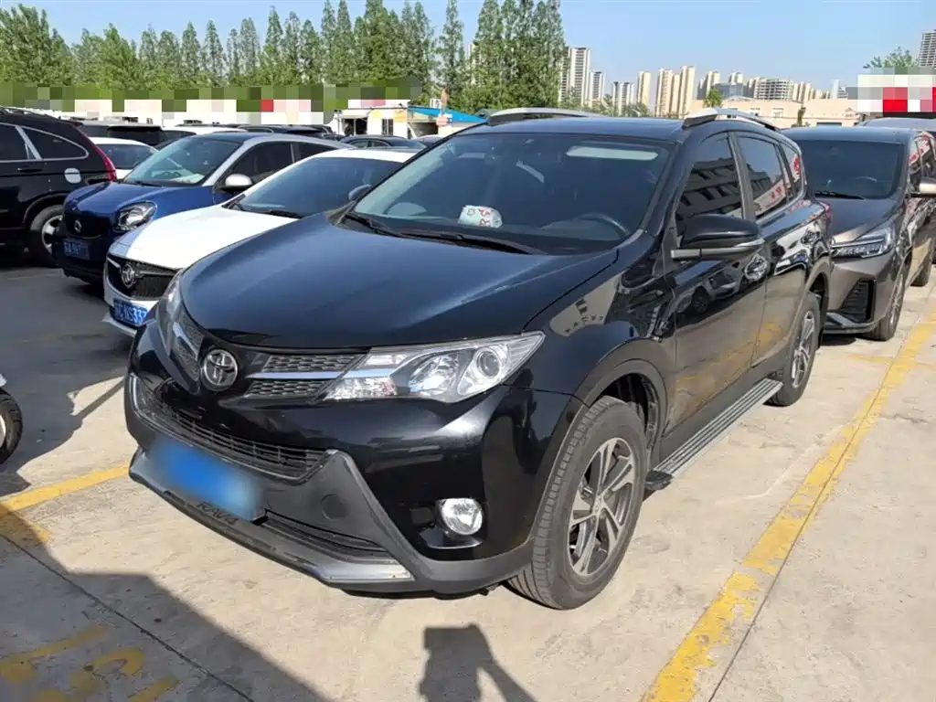 Toyota RAV4 2016 — фото 2