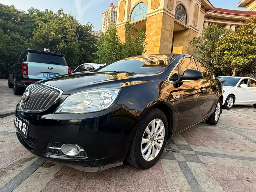 Buick Excelle 2013