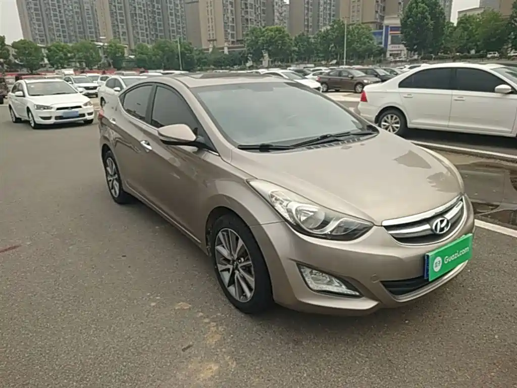 Hyundai Elantra Langdong 2015 — фото 4