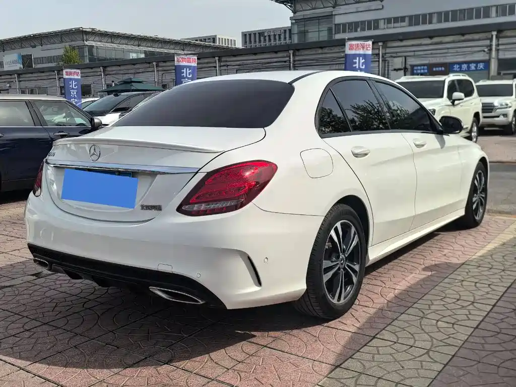 Mercedes-Benz C-Class 2018 — фото 4