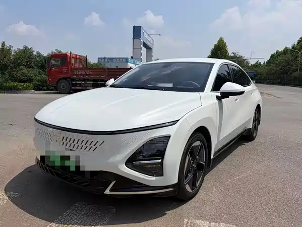Wuling Starlight 2025