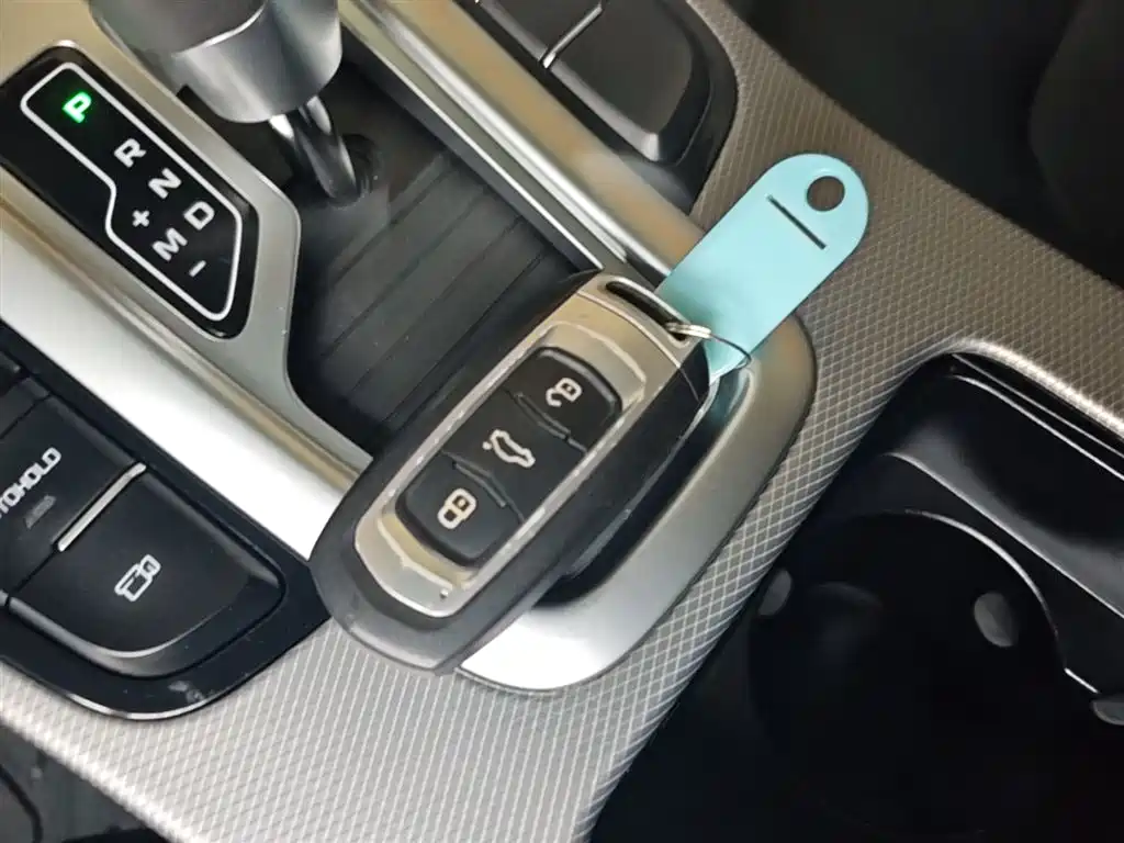 Geely Emgrand GS 2018 — фото 9