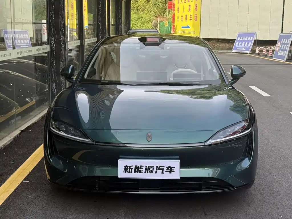 Luxeed Zhijie S7 2025