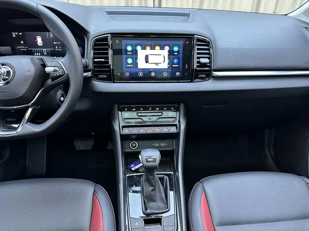 Skoda Karoq 2022 — фото 12