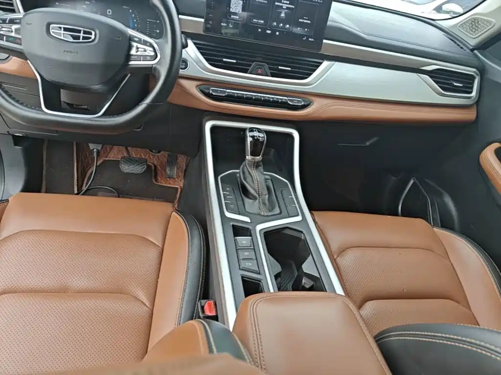 Geely Vision X6 2020 — фото 14