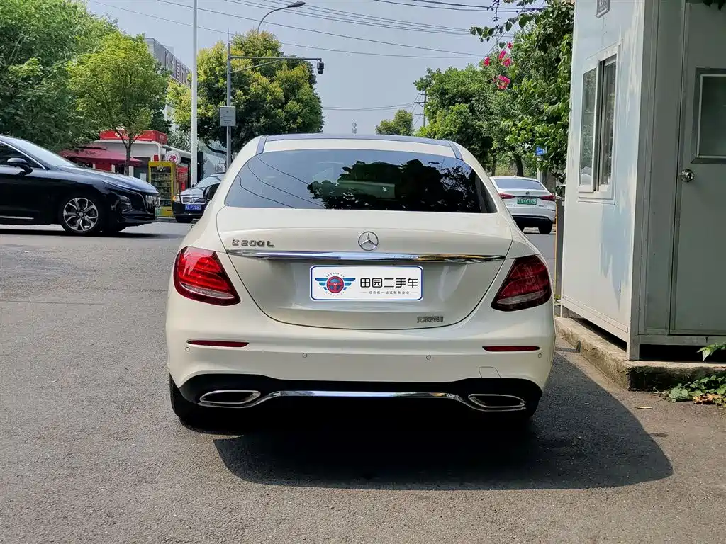 Mercedes-Benz E-Class 2018
