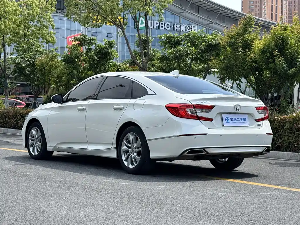 Honda Accord 2020 — фото 6