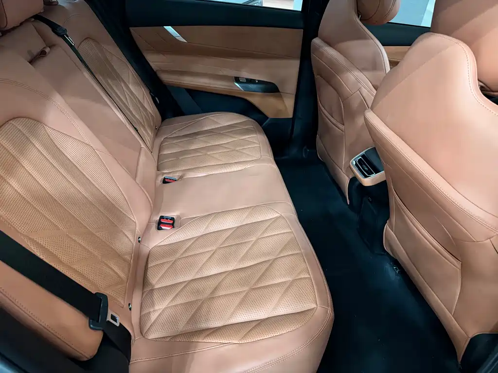 Changan CS75 PLUS 2025 — фото 10