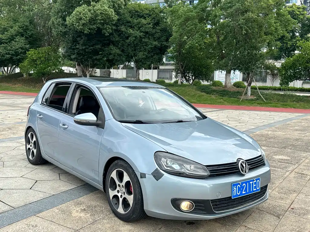 Volkswagen Golf 2010