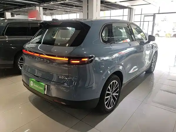 Leapmotor B10 2025