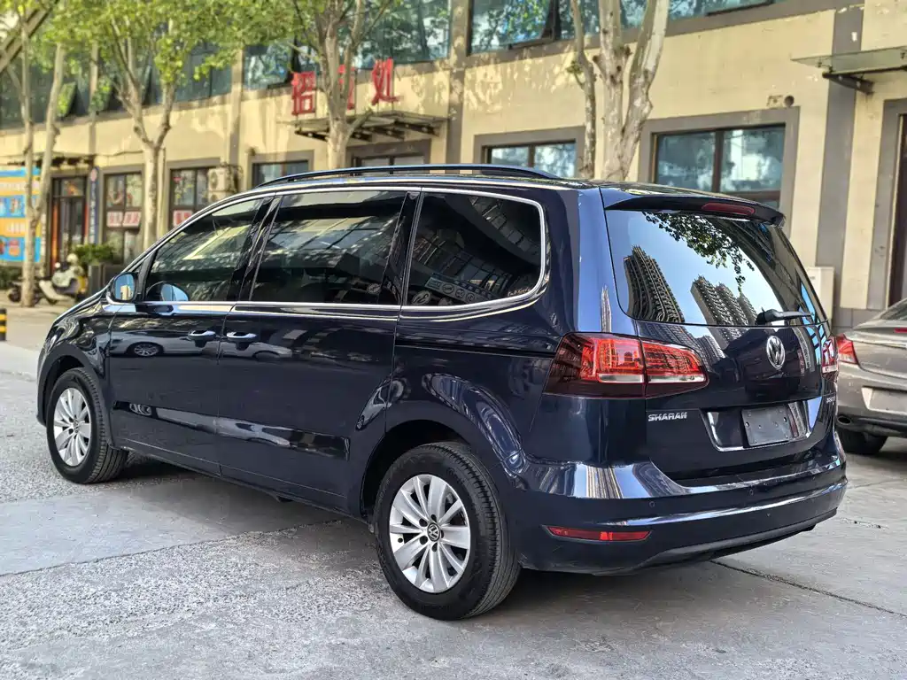 Volkswagen Sharan 2016 — фото 3