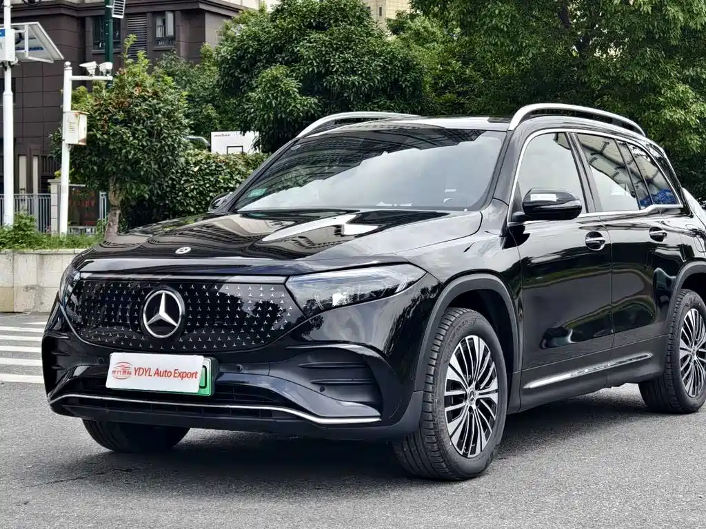 Mercedes-Benz EQB 2026
