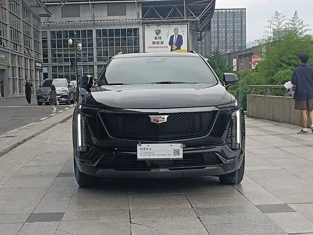 Cadillac XT5 2024 — фото 2