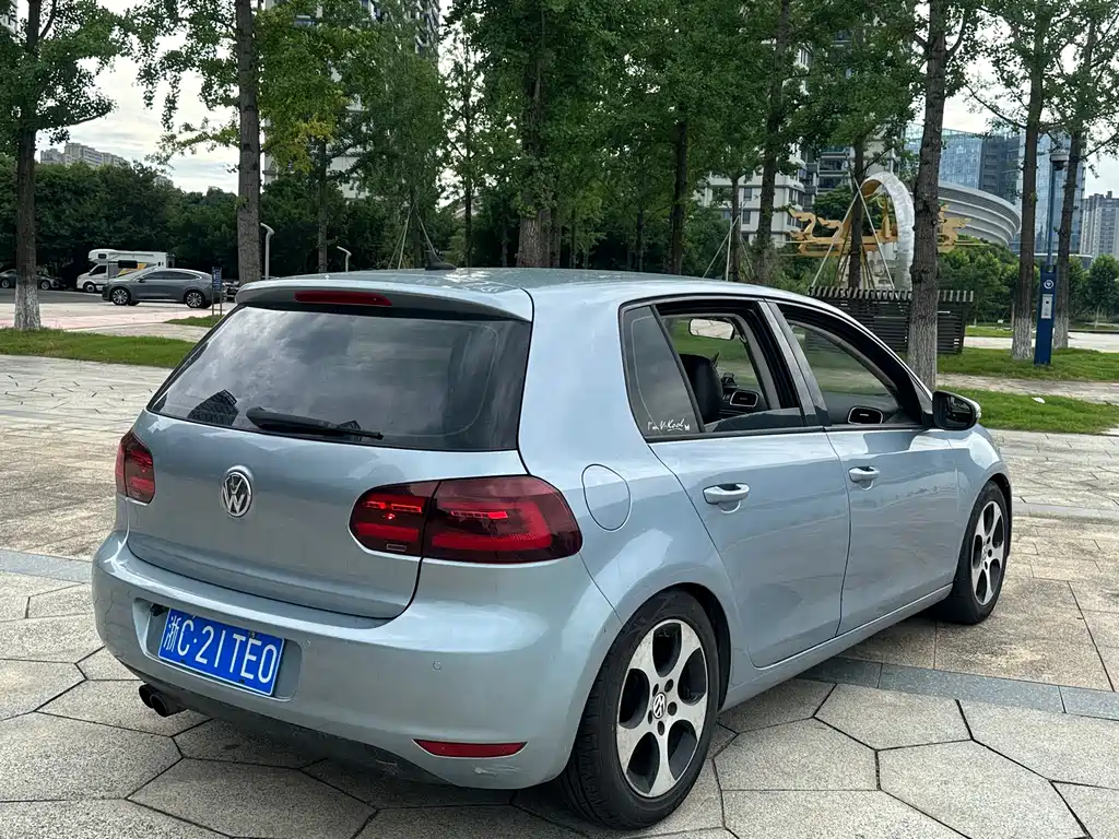 Volkswagen Golf 2010