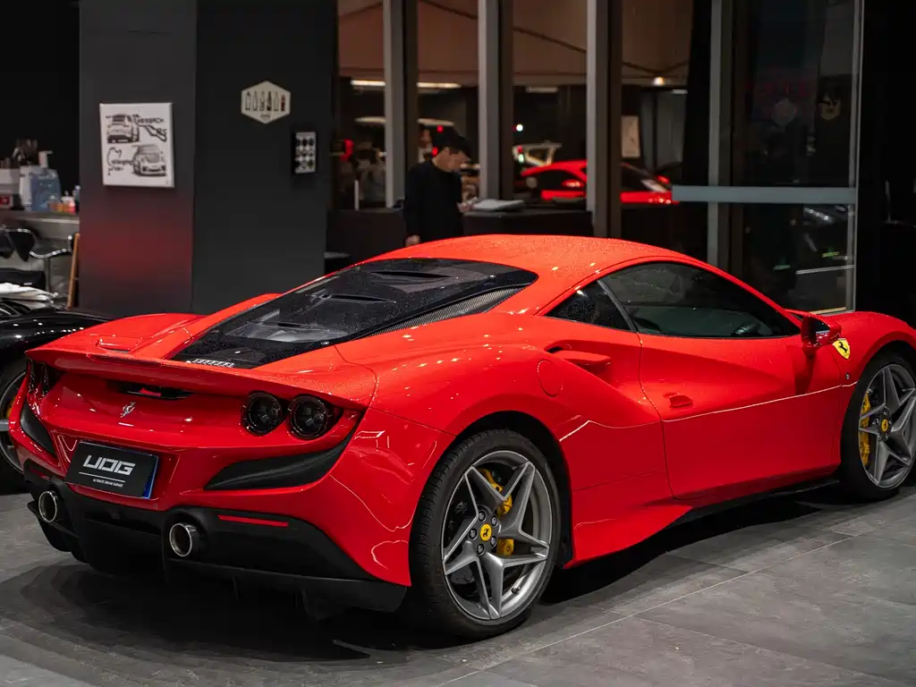 Ferrari F8 2020 — фото 7