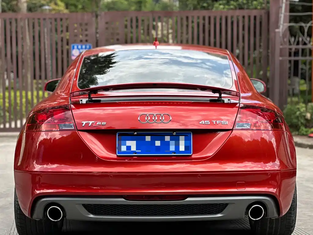 Audi TT 2013 — фото 18
