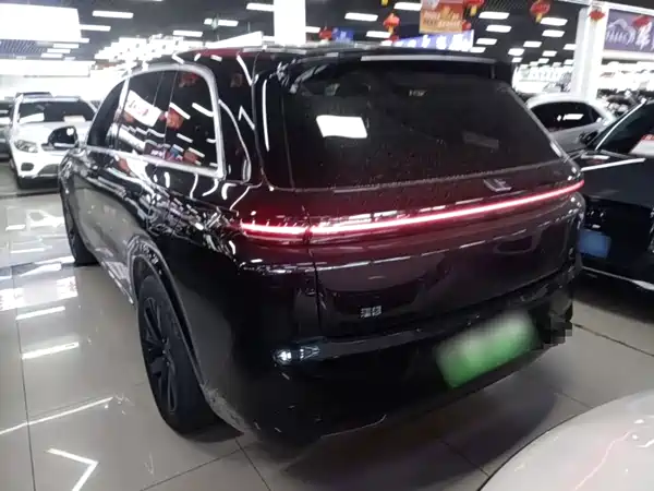 Li Auto L8 2023