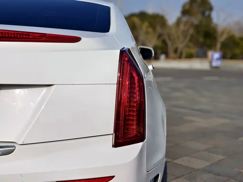 Cadillac ATS-L 2015 — фото 12
