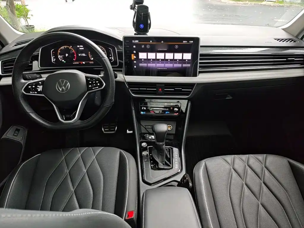 Volkswagen Tiguan L 2022 — фото 10