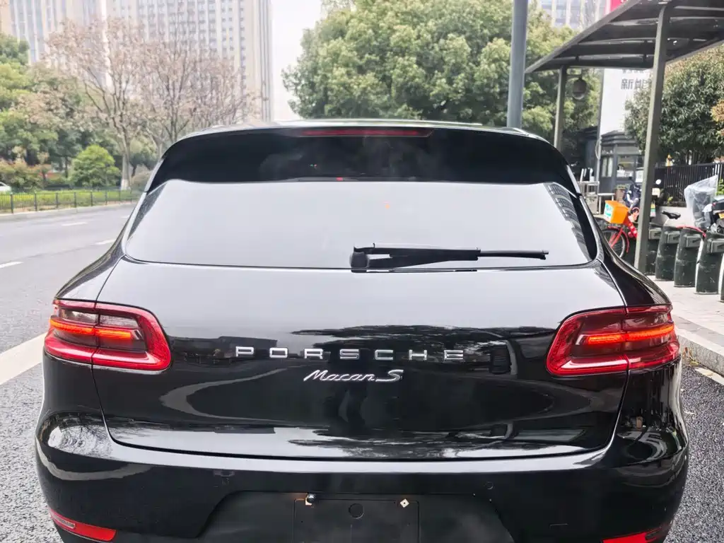 Porsche Macan 2018 — фото 5