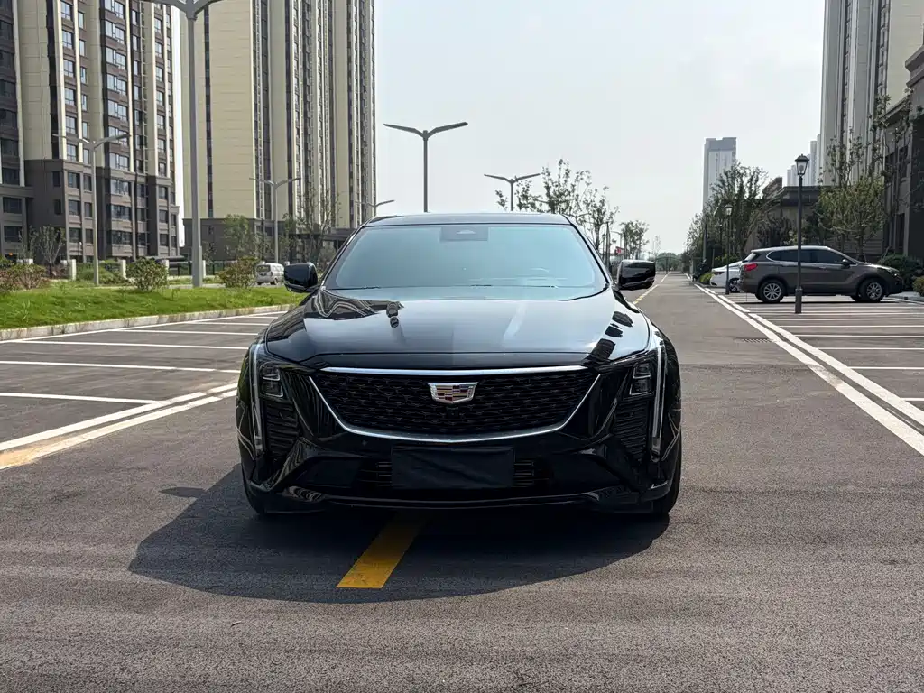 Cadillac CT5 2026 — фото 1