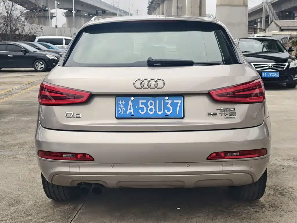 Audi Q3 2015 — фото 3